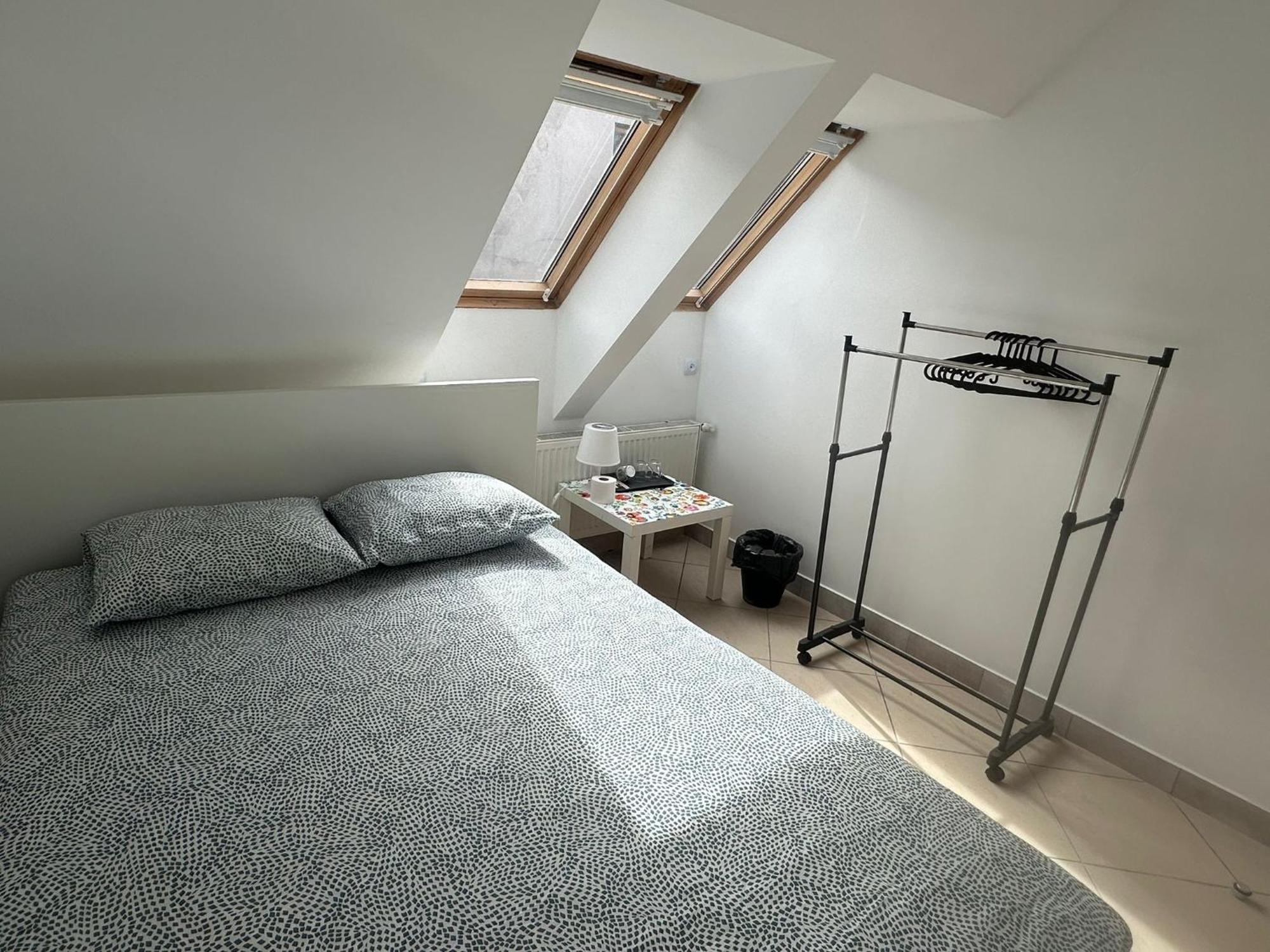 Golebia-economic Bed & Breakfast Poznań