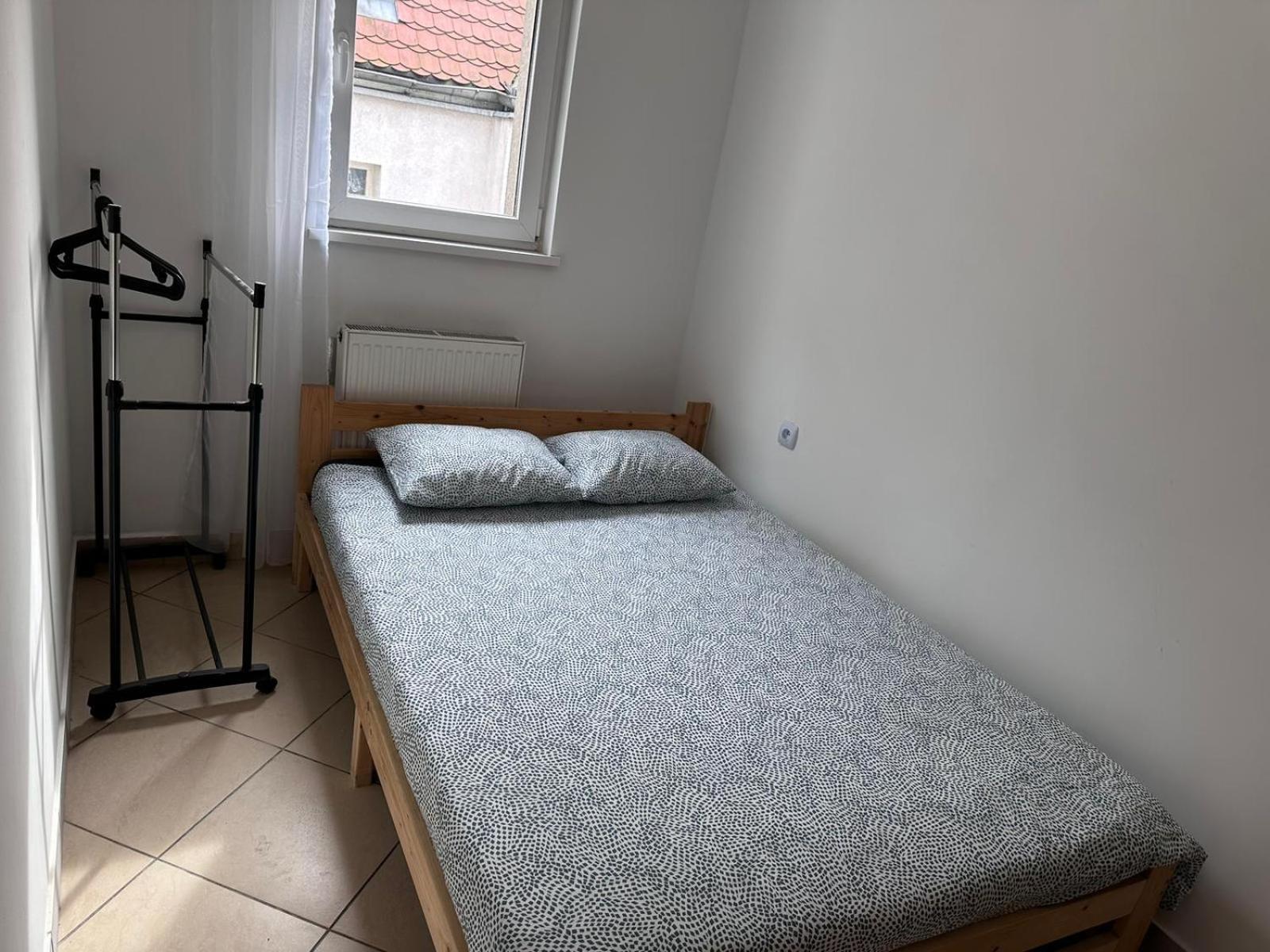 Golebia-economic Bed & Breakfast